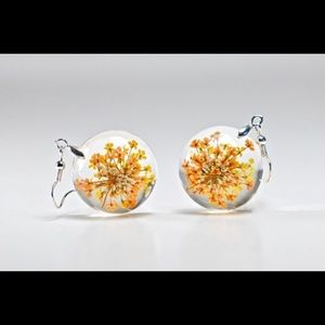 Handmade real dried flower resin earrings